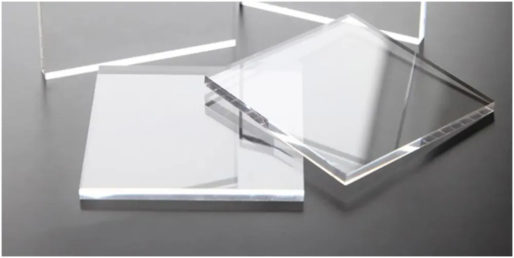 Difference Between Glass and Acrylic